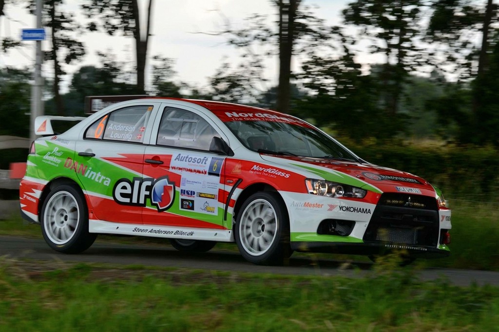 For blot en uge siden kørte Steen Andersen og Iben Louring deres Mitsubishi Lancer Evo X ind på en imponerende fjerdeplads i det hollandske mesterskabsløb Vechtdal Rally
(Foto: Michael Eisenberg)